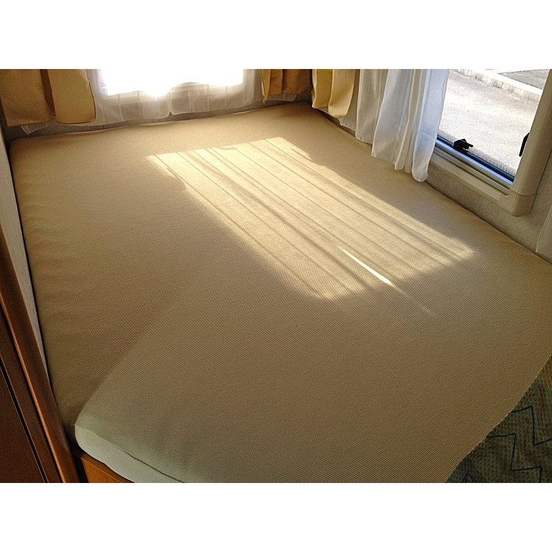 Mattress cover for single bed